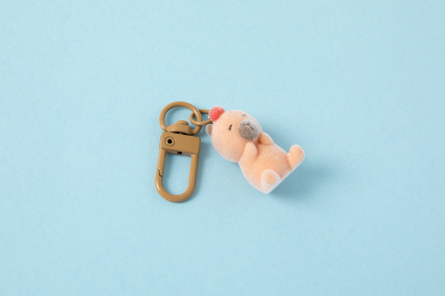[Art Box] Cherry Barassi Fluffy Keyring