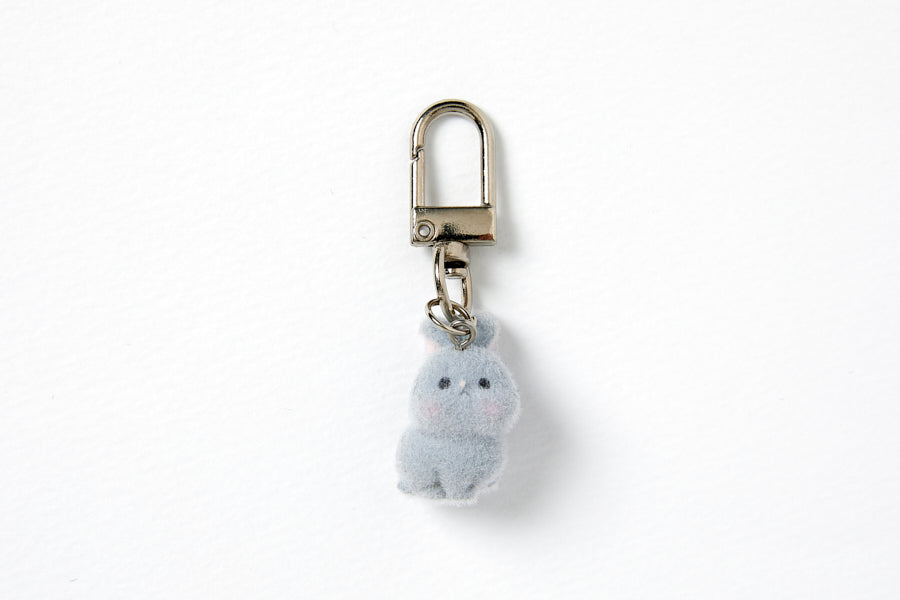 [Art Box] Gray Rabbit Fluffy Keyring
