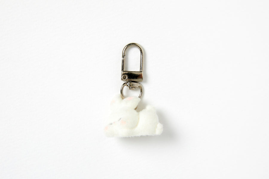[Art Box] Lying White Rabbit Fluffy Keyring