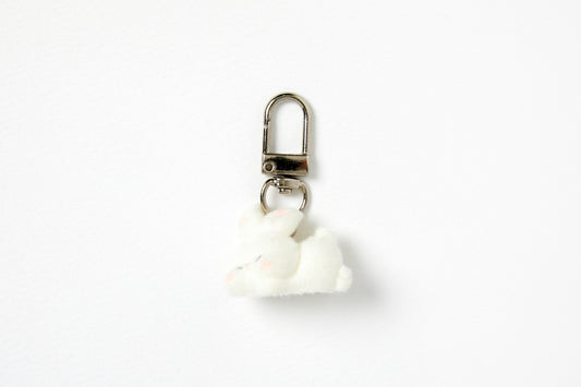 [Art Box] Lying White Rabbit Fluffy Keyring