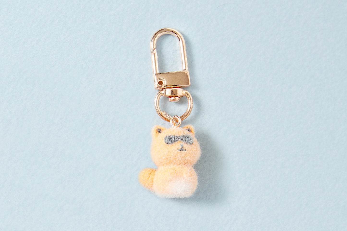 [Art Box] Raccoon Fluffy Keyring