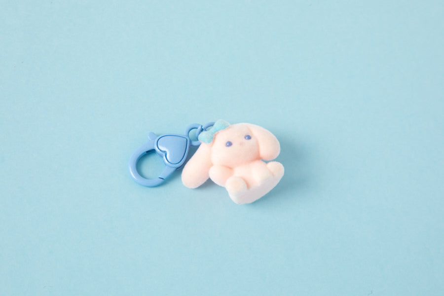 [Art Box] Ribbon Shasha Fluffy Keyring